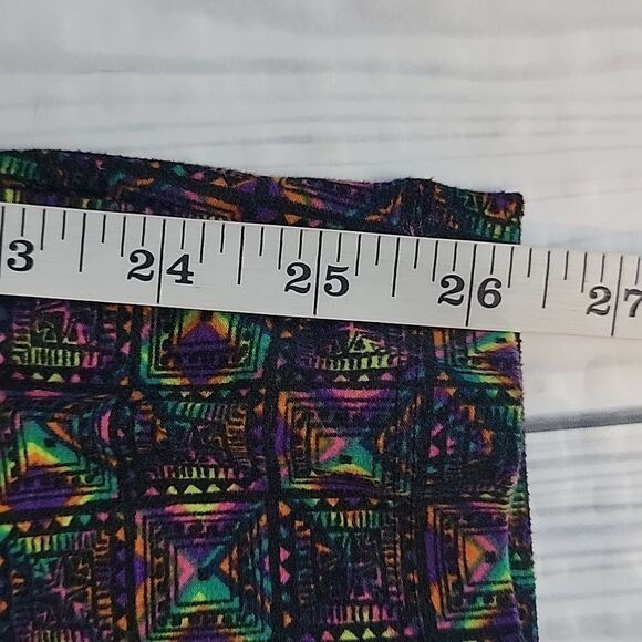 LulaRoe Tween leggings geometric print Women's Size S - Picture 11 of 11